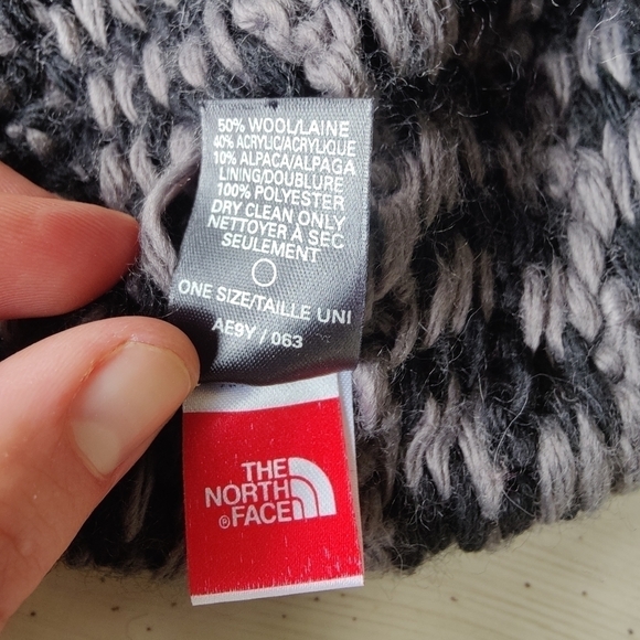 The North Face Beanie Thick Knit Black & Gray Warm Hat Wool Blend Unisex - Picture 8 of 8